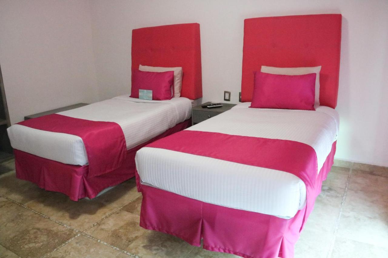 Miami Inn Nuevo Vallarta Eksteriør billede