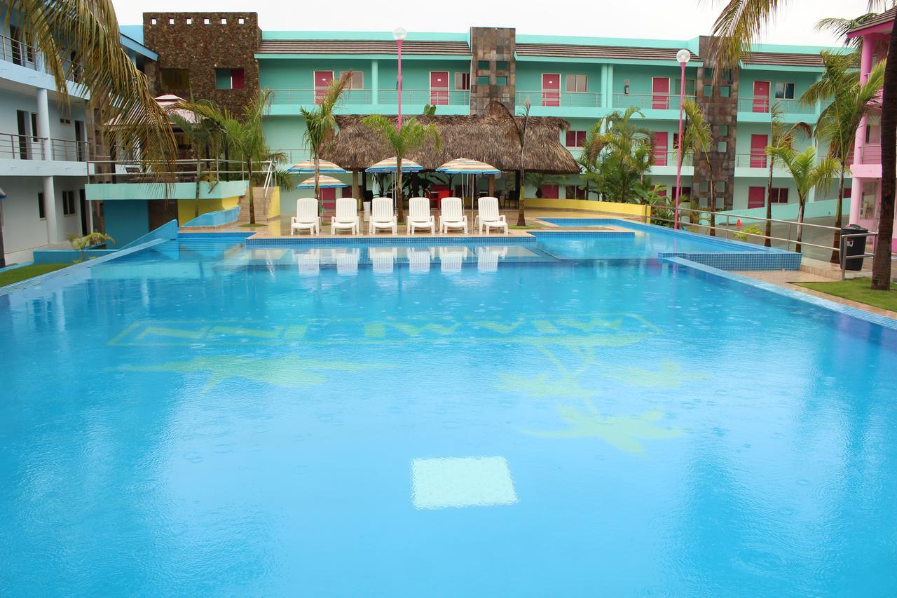 Miami Inn Nuevo Vallarta Eksteriør billede