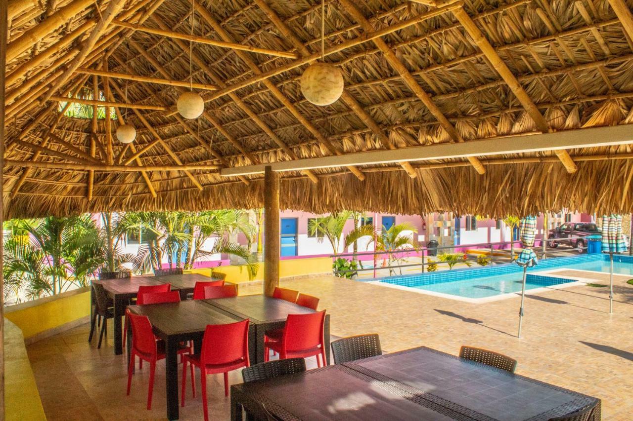 Miami Inn Nuevo Vallarta Eksteriør billede