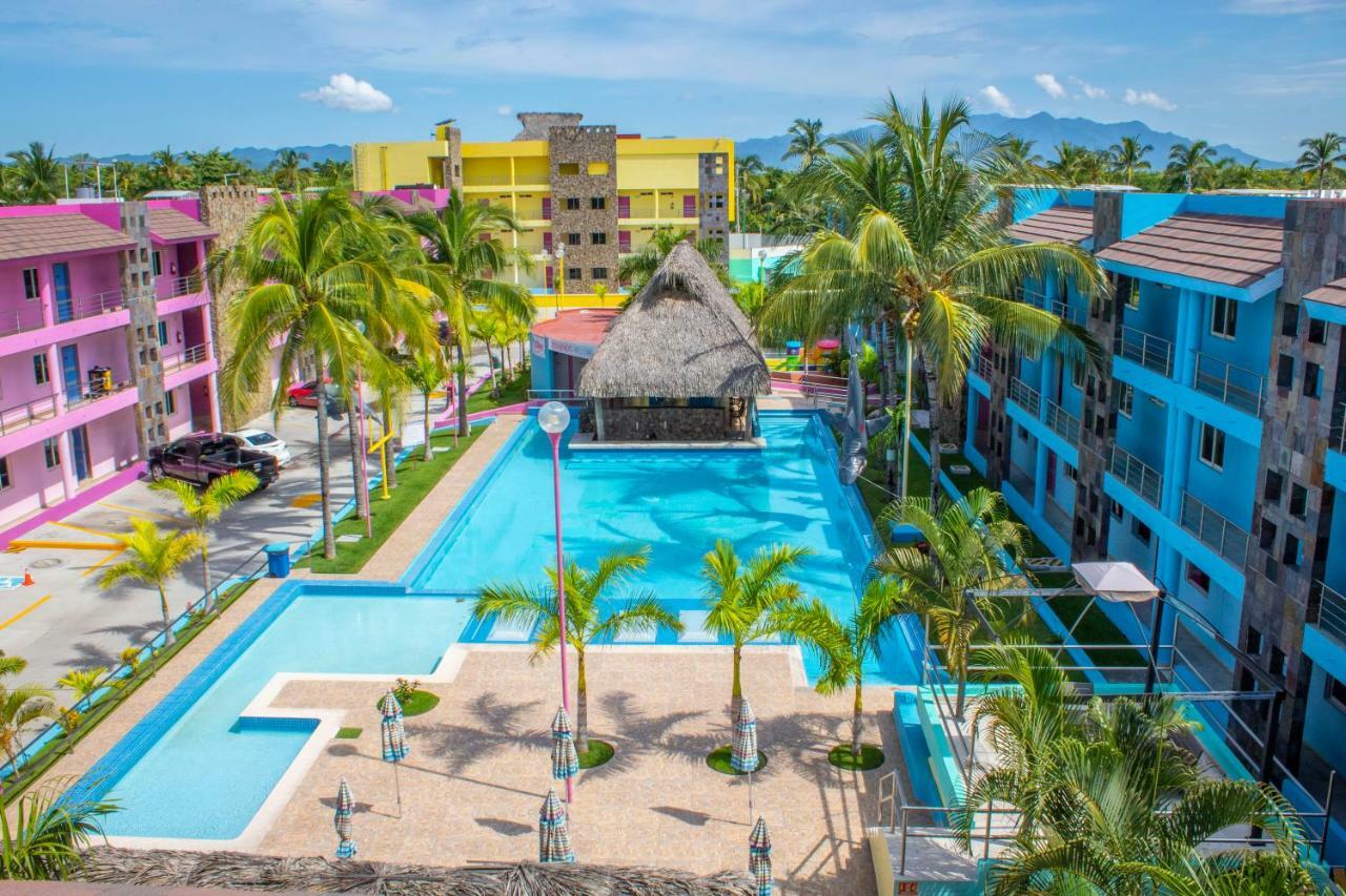 Miami Inn Nuevo Vallarta Eksteriør billede