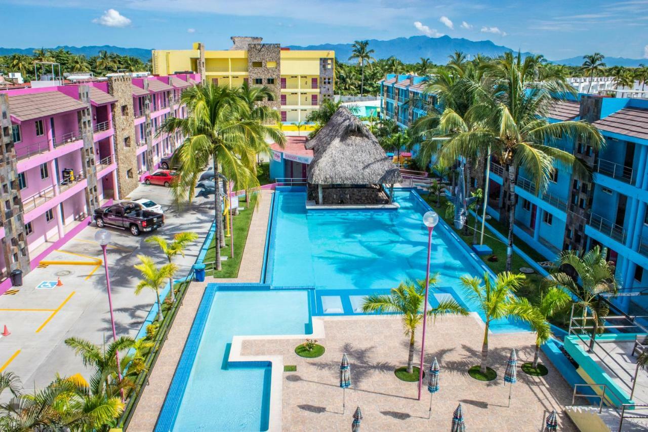Miami Inn Nuevo Vallarta Eksteriør billede