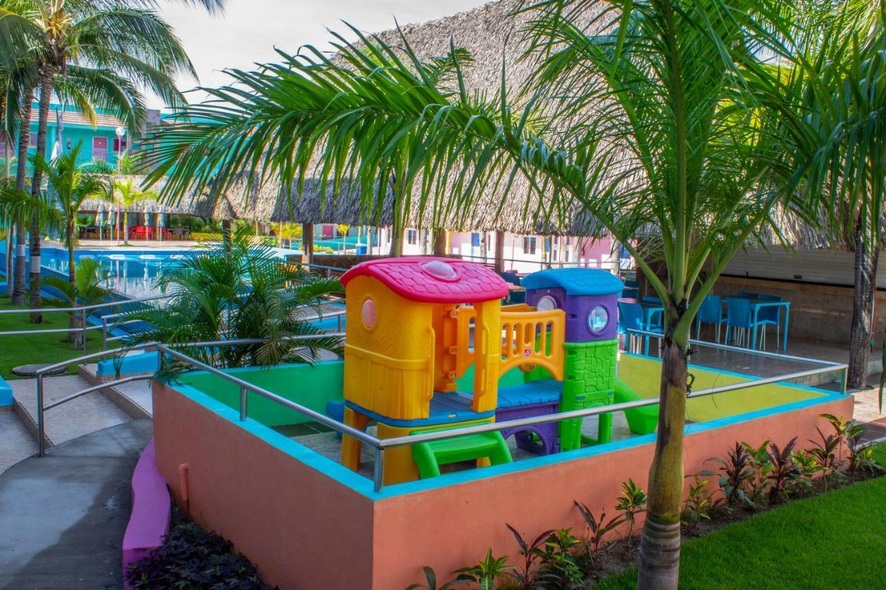 Miami Inn Nuevo Vallarta Eksteriør billede